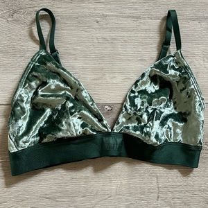 VS PINK Love Pink - Green Velvet Bralette - Medium